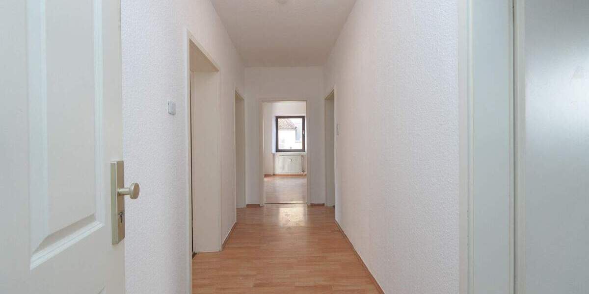 Etagenwohnung Schwabach - 4 Zimmer, 80 m&sup2;, 169.000&euro; | Angebot:25339898