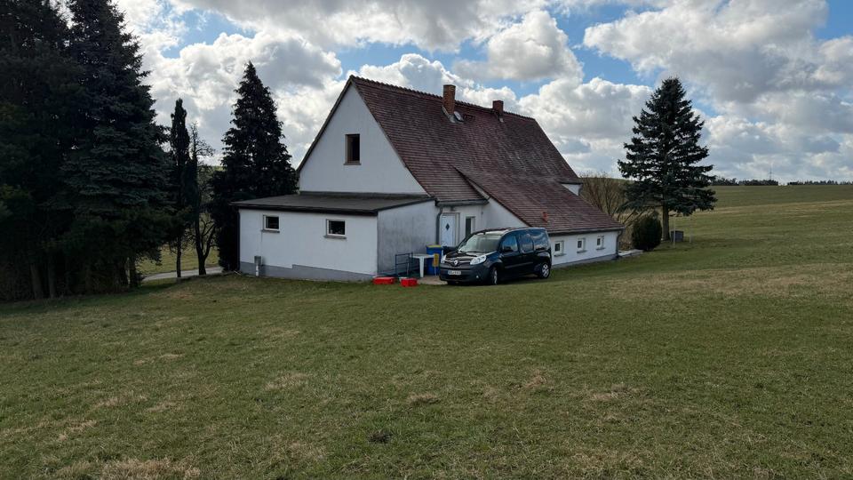 Einfamilienhaus Bischofswerda - 1 Zimmer, 130 m&sup2;, 150.000&euro; | Angebot:27029145