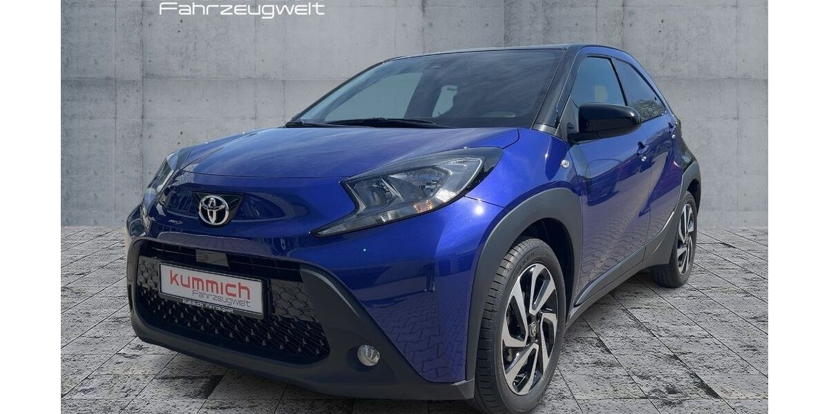 Toyota Aygo (X) 7.023 km 14.990 &euro; Essingen 73457