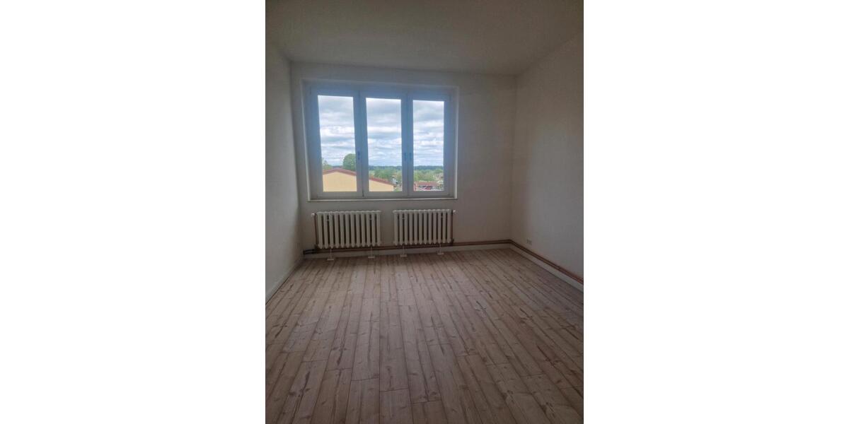 Etagenwohnung Templin - 4 Zimmer, 98 m&sup2;, 1.080&euro; | Angebot:26496212