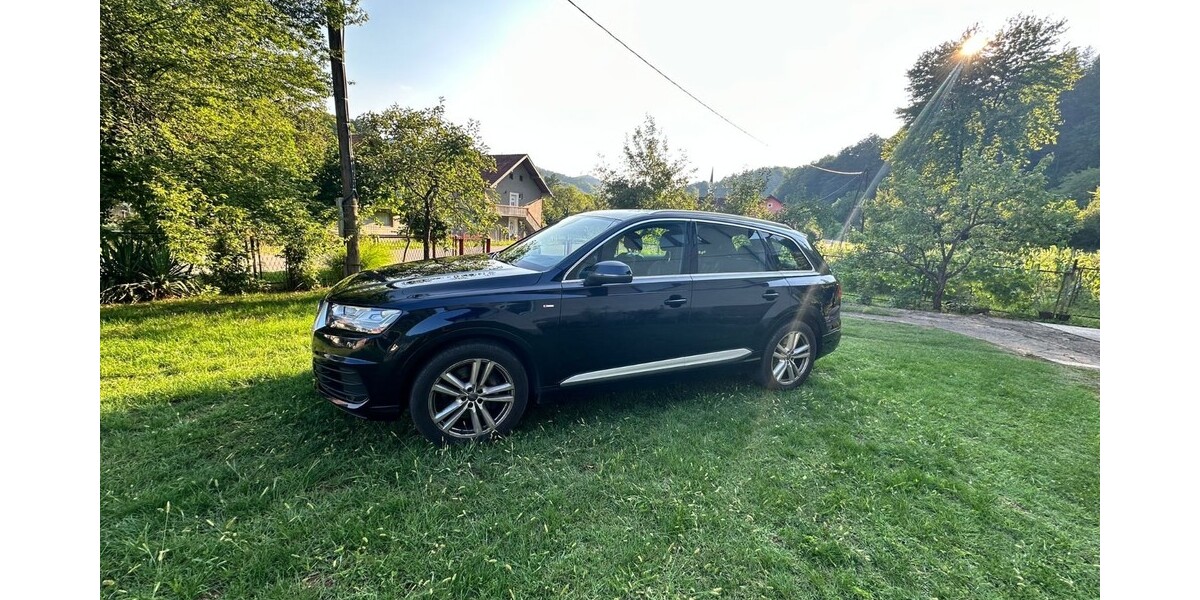 Audi Q7 145.000 km 33.800 &euro; München 80313