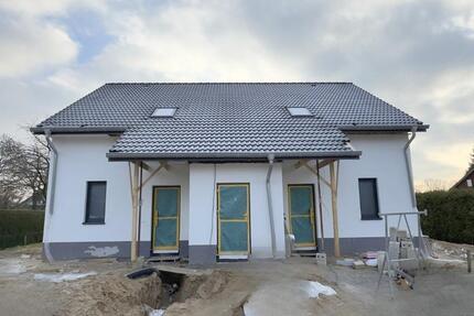 Haus Kaltenkirchen - 3 Zimmer, 110 m&sup2;, 1.800&euro; | Angebot:24694244