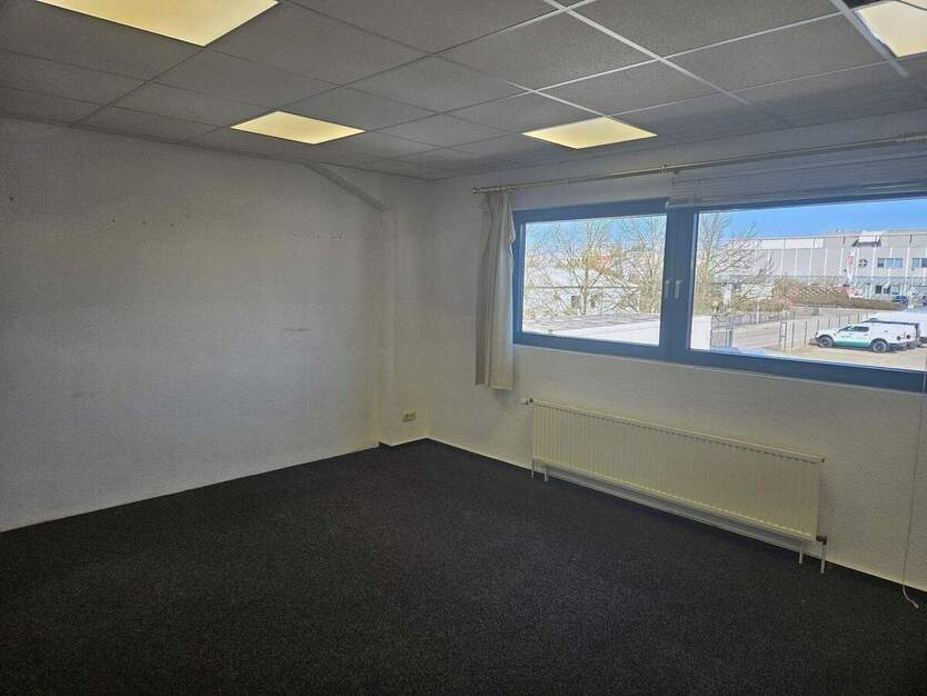 ...Ihr neuer Firmensitz nahe Schwerin! zimmer