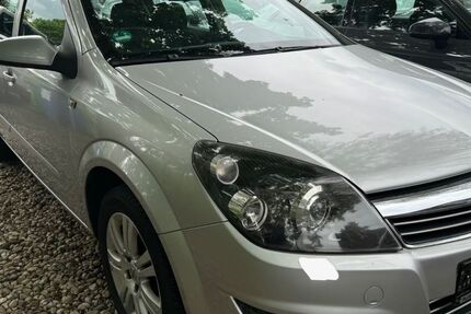 Opel Astra 151.000 km 2.490 &euro; Mahlow 15831