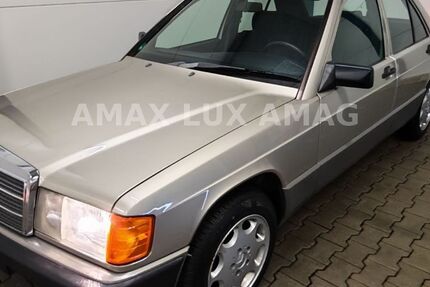 Mercedes-Benz 190 88.000 km 9.900 &euro; München 81247