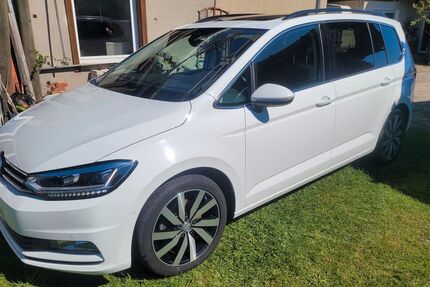 VW Touran 157.400 km 15.000 € Parsau 38470