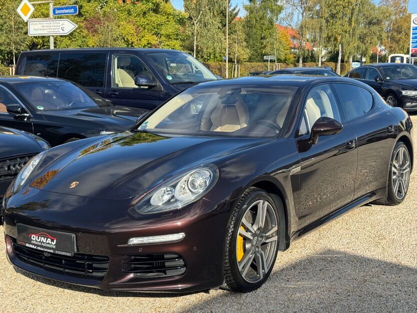 Porsche Panamera 122.300 km 32.990 € Tuttlingen 78532