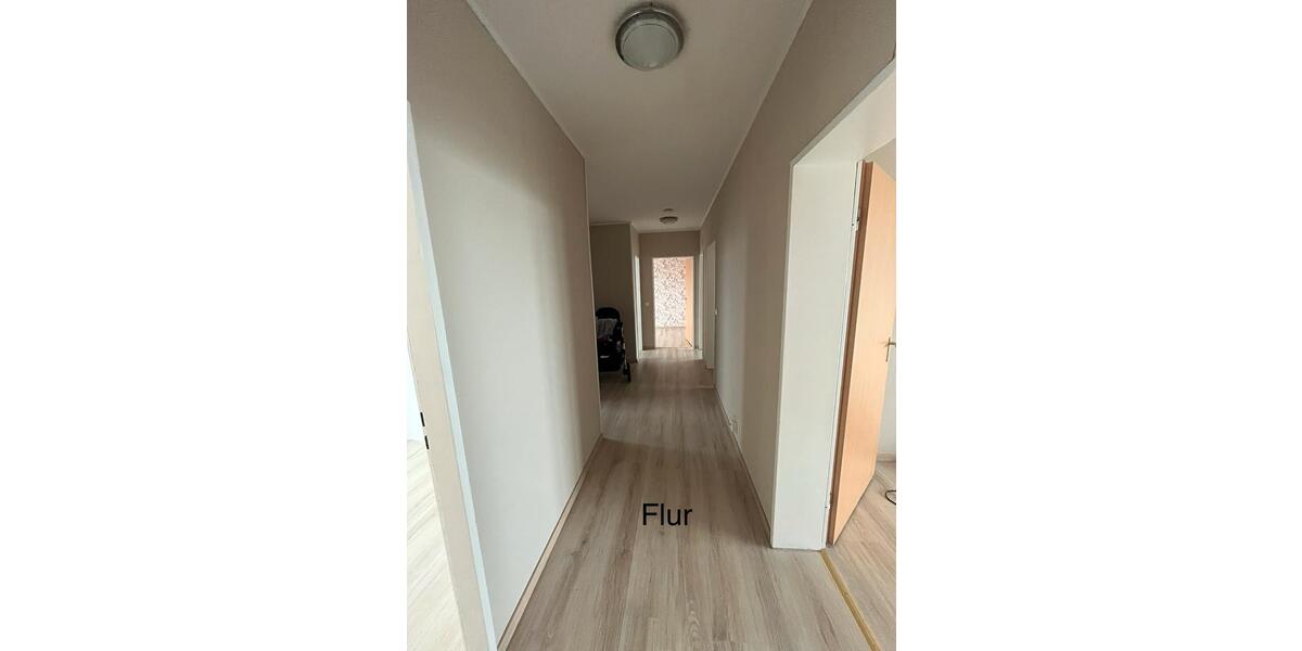 Etagenwohnung Hameln Kernstadt - 4 Zimmer, 83 m&sup2;, 125.000&euro; | Angebot:26150146