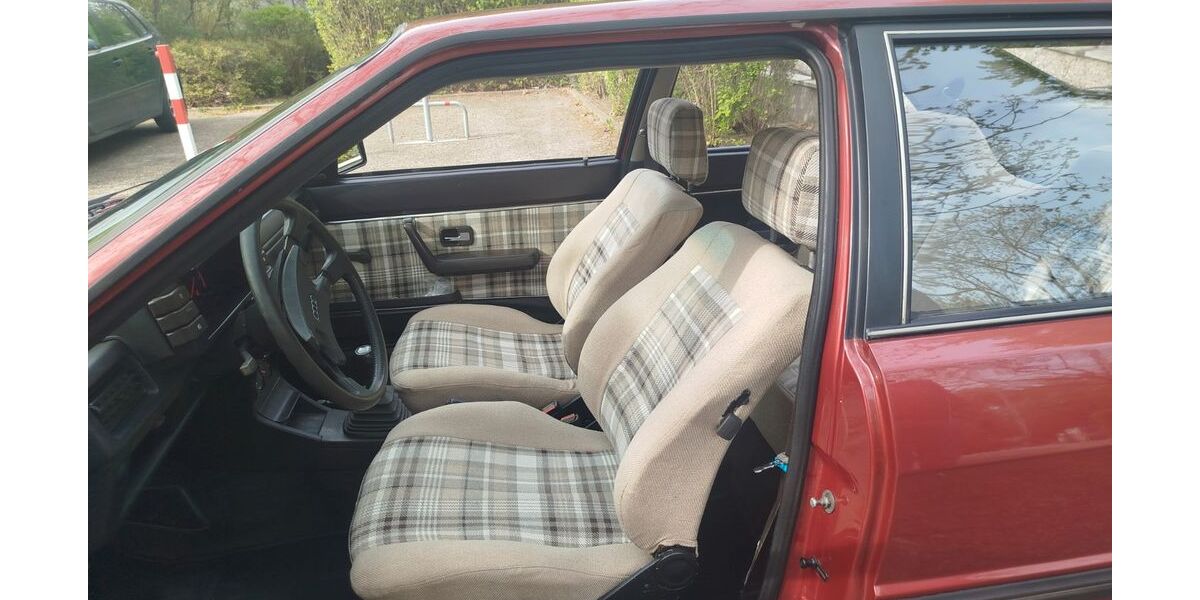 Audi 80 178.000 km 8.900 &euro; Berlin 12353