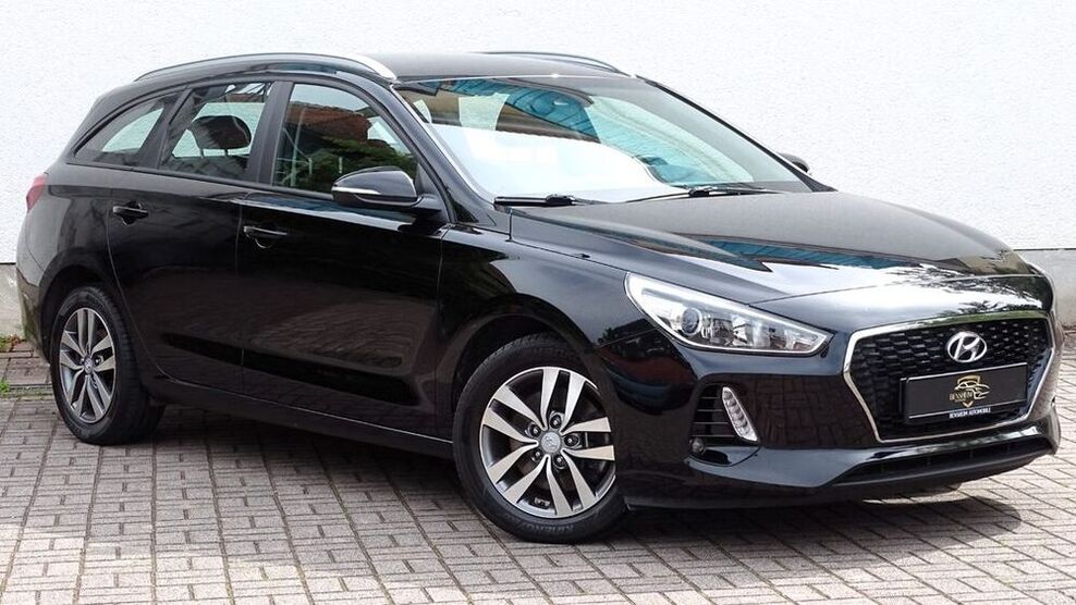 i30