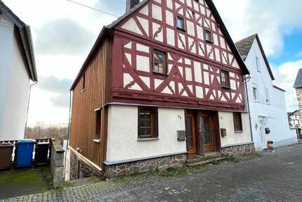 Haus Merenberg - 5 Zimmer, 104 m&sup2;, 950&euro; | Angebot:26318610