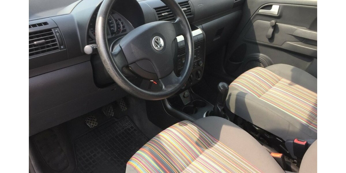 VW Fox Breitreifen auf 17 Zoll Alu! Tüv 06/27! 150.000 km 2.999 &euro; Himmelkron 95502