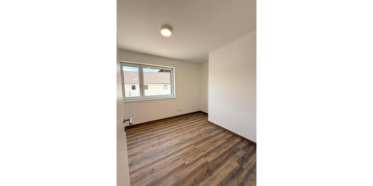 Etagenwohnung Tiefenbach - 3 Zimmer, 72 m&sup2;, 849&euro; | Angebot:26663374