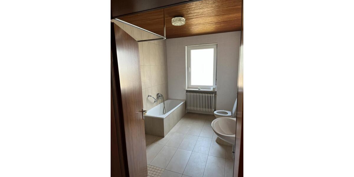 Mehrfamilienhaus, Wohnhaus Saarbrücken Brebach-Fechingen - 9 Zimmer, 330 m&sup2;, 560.000&euro; | Angebot:27446500