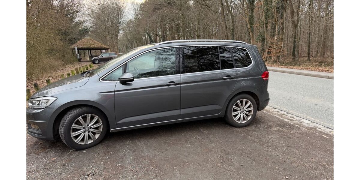 VW Touran 109.948 km 19.700 &euro; Rendsburg 24768