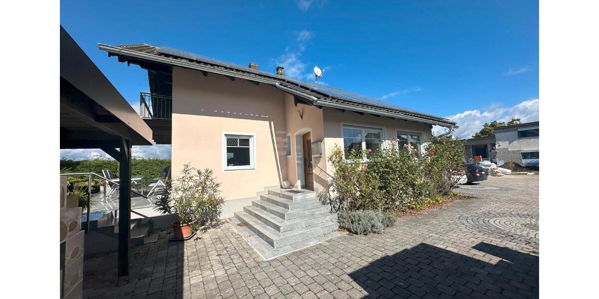 Einfamilienhaus Osterhofen - 6 Zimmer, 175 m&sup2;, 1.500&euro; | Angebot:26326552