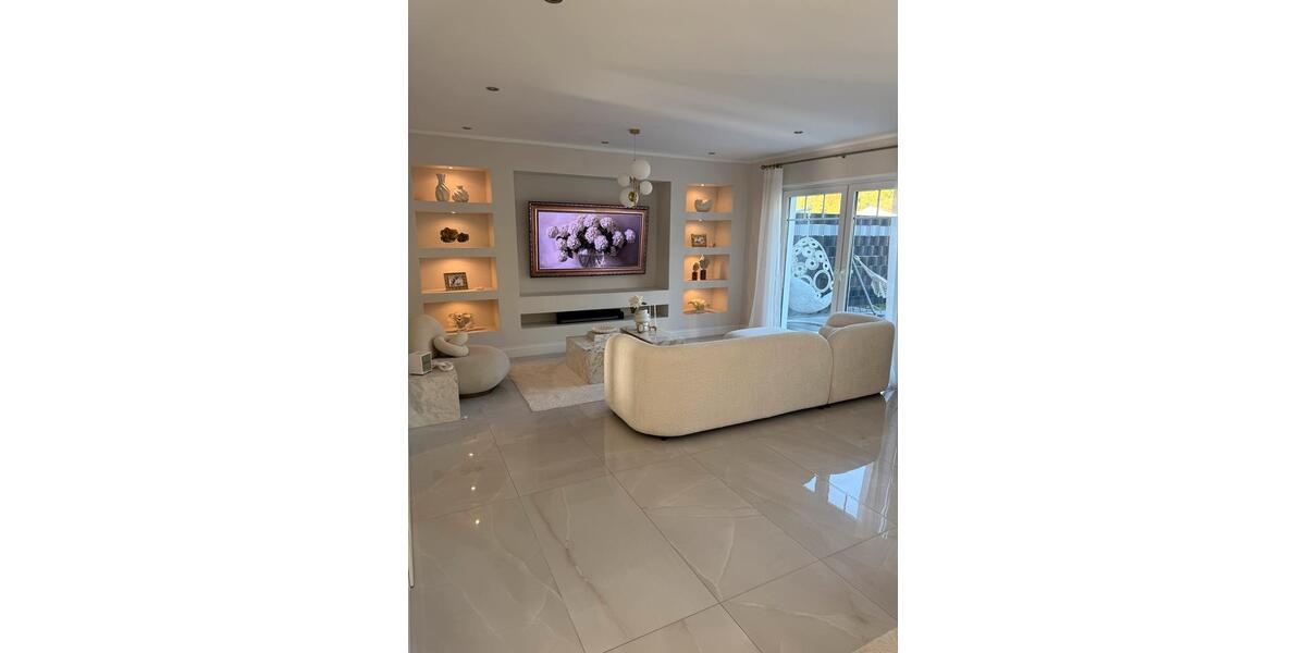 Doppelhaushälfte Bergkamen - 6 Zimmer, 140 m&sup2;, 2.500&euro; | Angebot:24679066