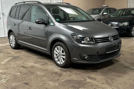 VW Touran 151.944 km 7.700 &euro; Berlin 13409
