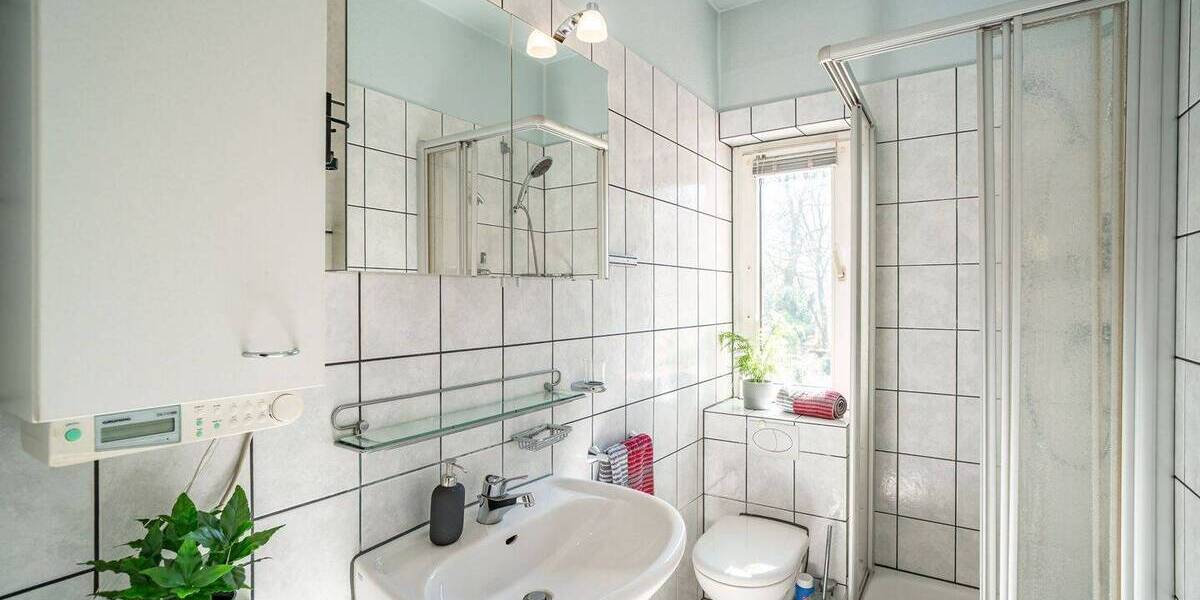 Einfamilienhaus Gütersloh Innenstadt - 6 Zimmer, 174 m&sup2;, 385.000&euro; | Angebot:26306235