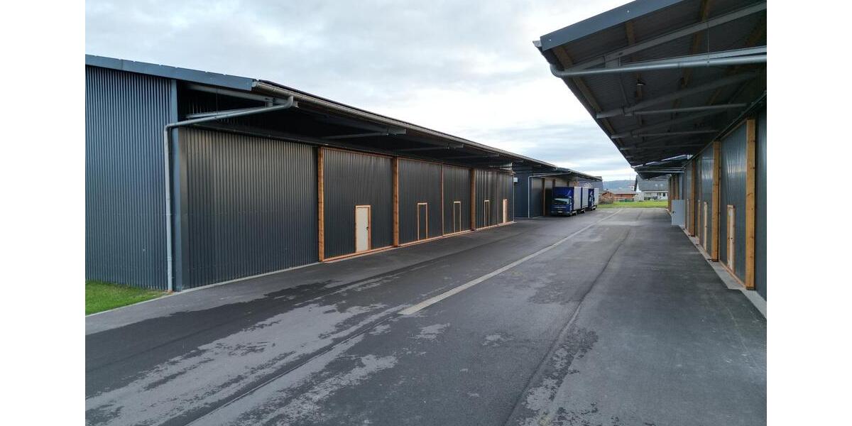 LagerhalleGewerbehalleMiethalle(648m², 2x324m²) zimmer