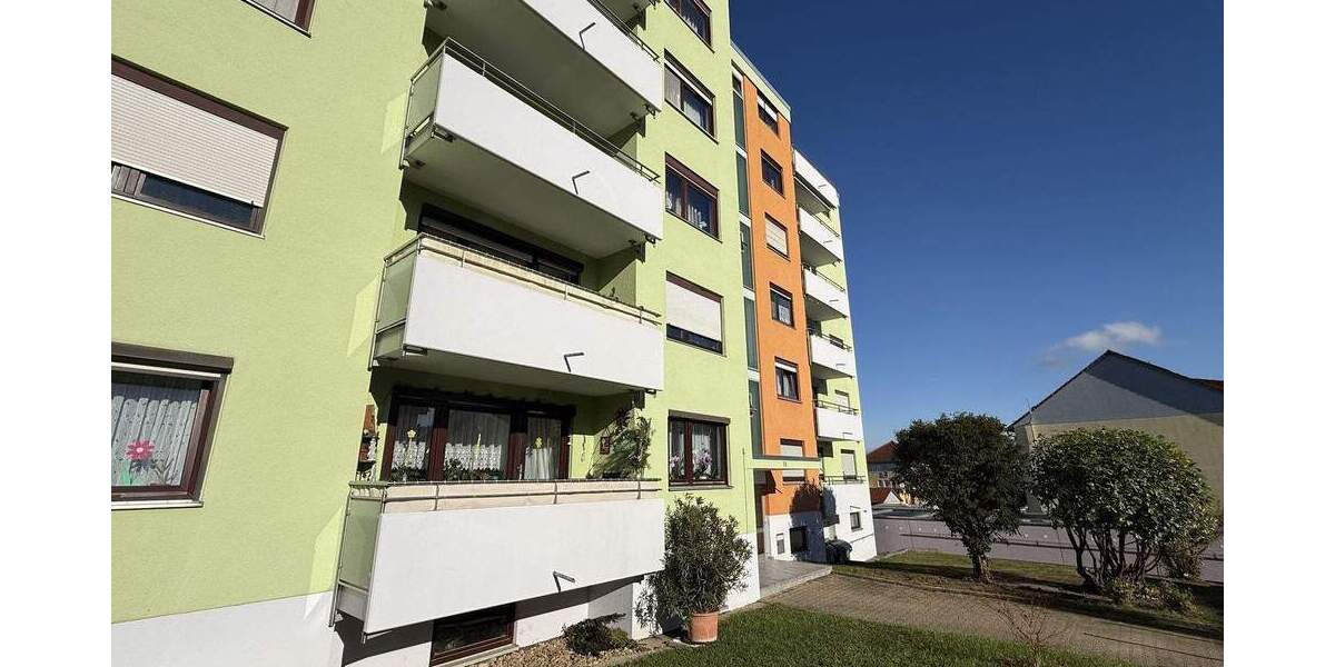 Etagenwohnung Oberderdingen - 3 Zimmer, 85 m&sup2;, 219.000&euro; | Angebot:24520041