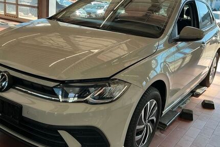 VW Polo 19.986 km 14.990 &euro; Cremlingen 38162