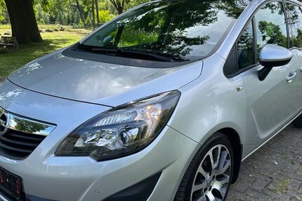 Opel Meriva 83.200 km 6.950 &euro; Teutschenthal 06179