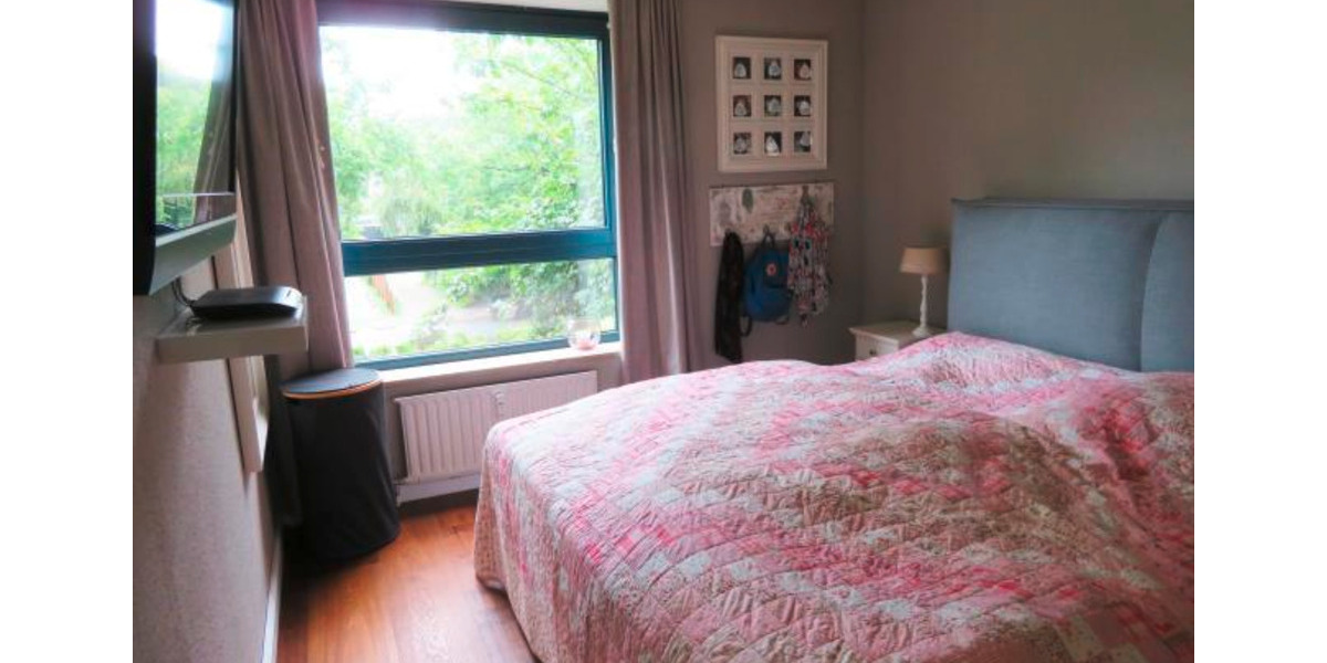 Etagenwohnung Ahrensburg - 3.5 Zimmer, 105 m&sup2;, 1.500&euro; | Angebot:24990027