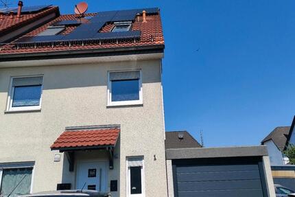 Reihenendhaus in Burscheid zimmer