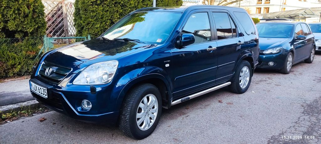 Honda CR-V 185.000 km 5.900 &euro; München 81825