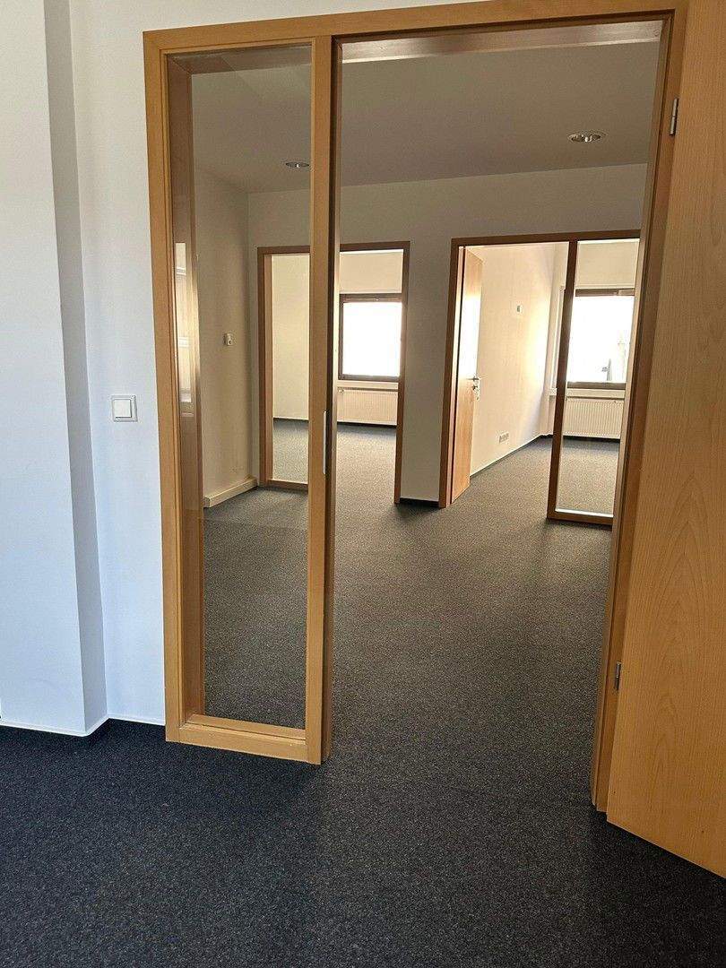 Ladenlokal in bester City-Lage, ideal für Einzelhandel, Dienstleister oder Start-ups zimmer