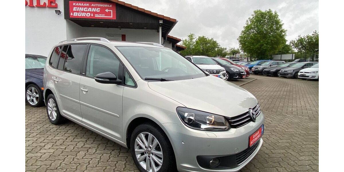 VW Touran 163.000 km 8.990 &euro; Goslar 38644