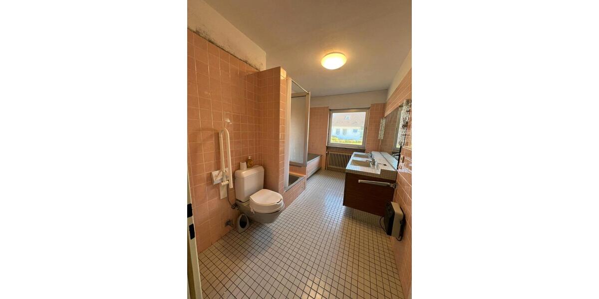 Bungalow Sankt Ingbert - 4 Zimmer, 135 m&sup2;, 260.000&euro; | Angebot:26393813