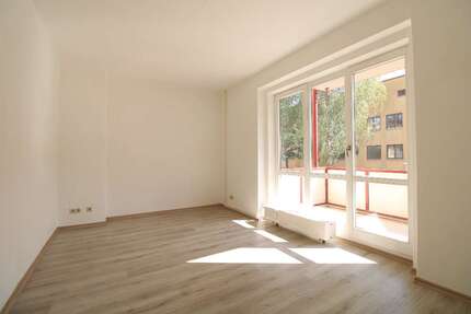 Wohnung Cottbus Sandow - 2 Zimmer, 43 m&sup2;, 350&euro; | Angebot:24859144
