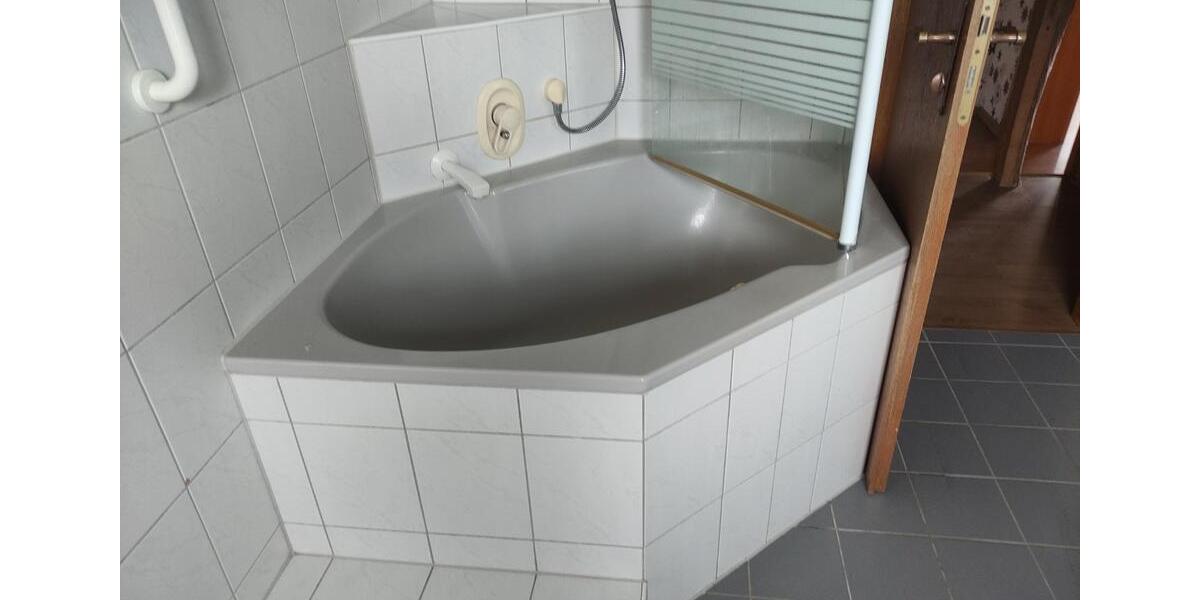 Etagenwohnung Burkardroth - 4 Zimmer, 89 m&sup2;, 550&euro; | Angebot:24465468