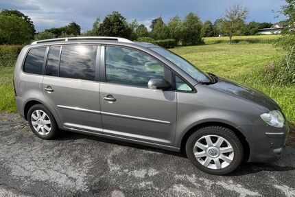 VW Touran 257.000 km 5.600 &euro; Bielefeld 33739