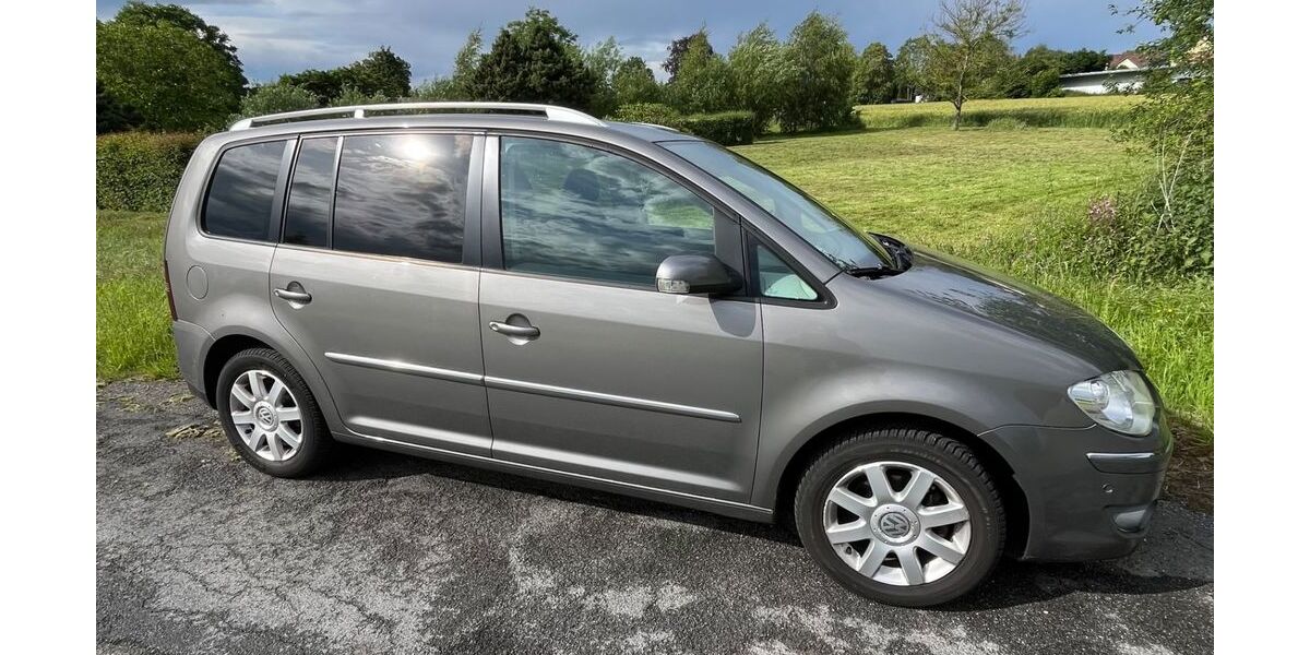 VW Touran 257.000 km 5.600 &euro; Bielefeld 33739