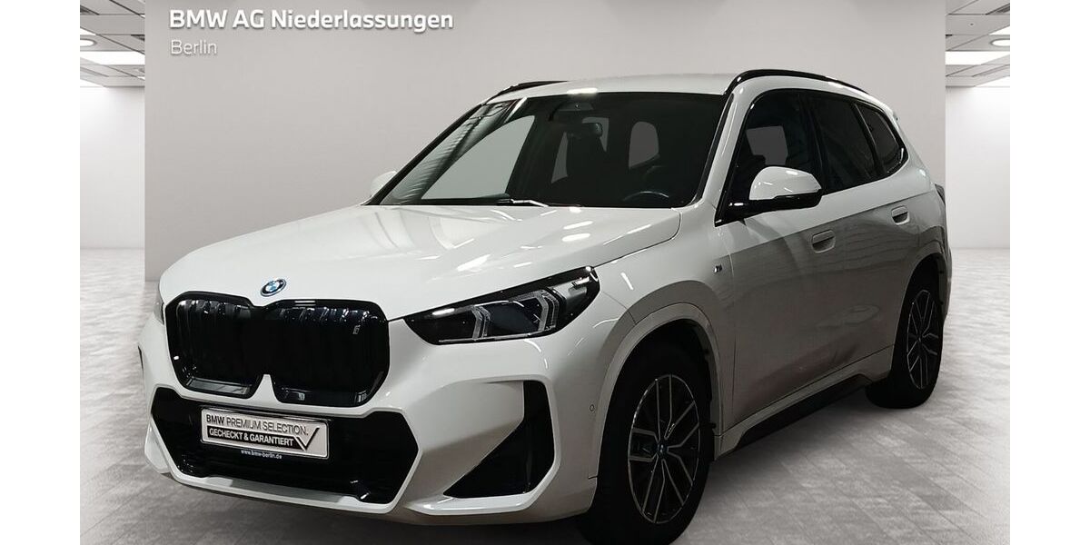 BMW iX1 13.500 km 42.900 &euro; Berlin 14057