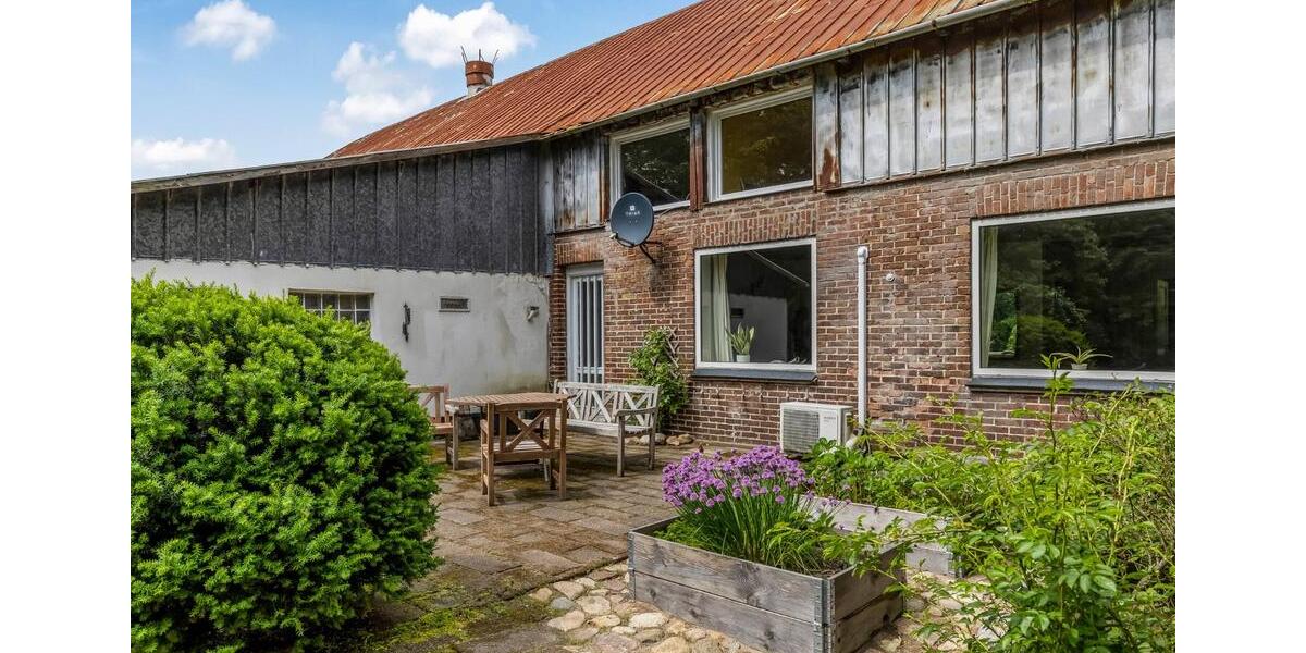 Bauernhaus, Landhaus Süderlügum - 5 Zimmer, 122 m&sup2;, 89.216&euro; | Angebot:26986519