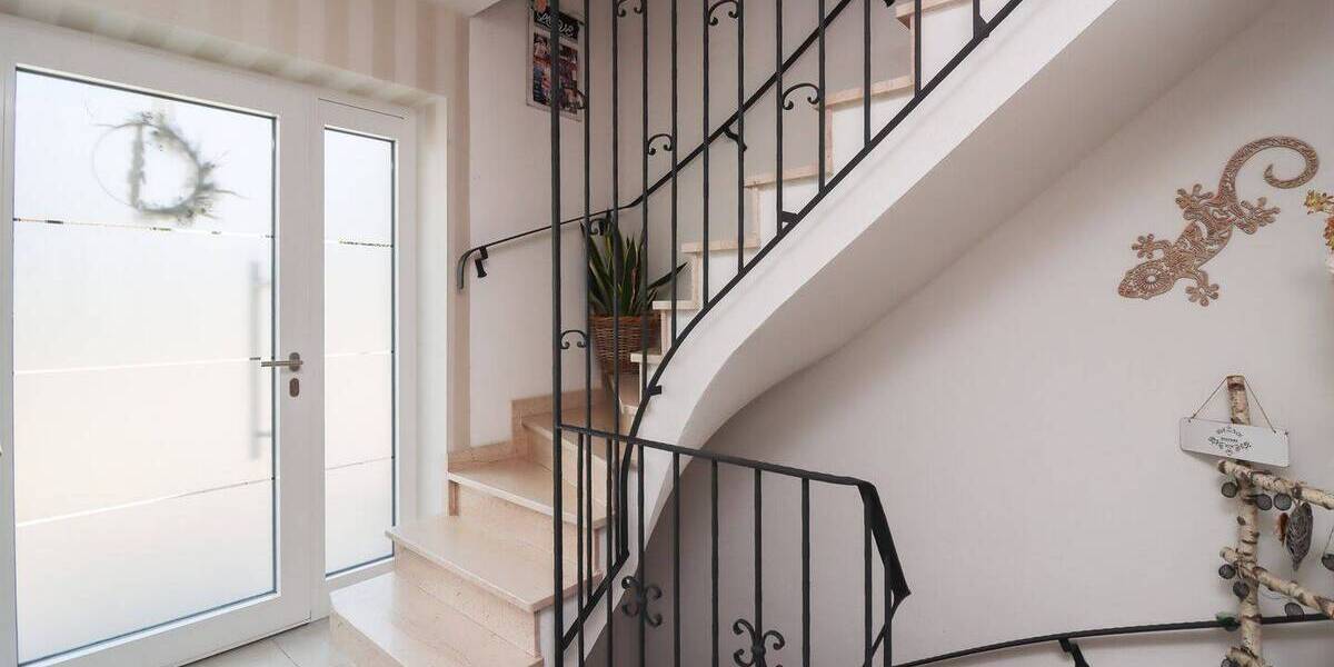 Reihenendhaus Gütersloh Innenstadt - 4 Zimmer, 110 m&sup2;, 359.000&euro; | Angebot:26875696