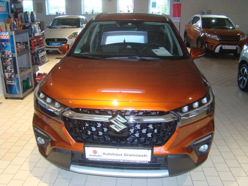 Suzuki (SX4) S-Cross 2.045 km 25.999 € Templin 17268