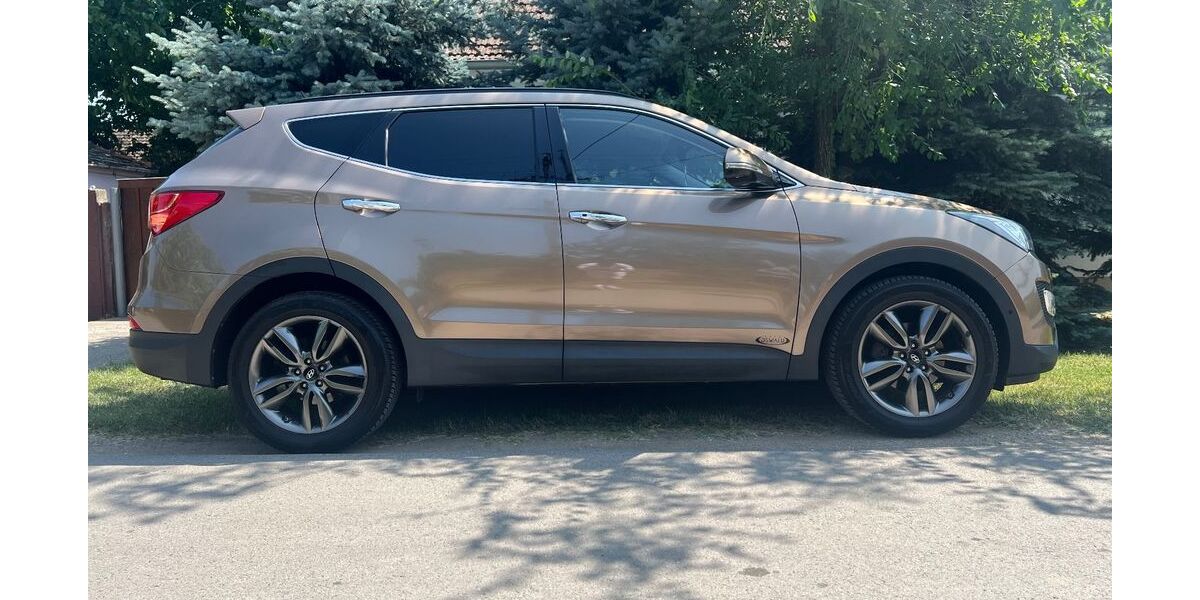 Hyundai SANTA FE 130.000 km 14.800 € Schwetzingen 68723