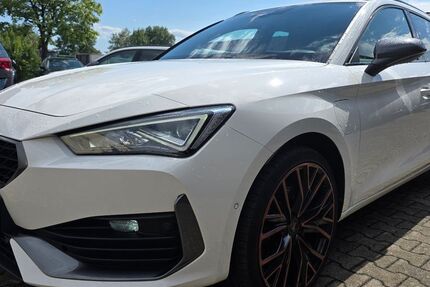 Cupra Leon 124.211 km 17.490 &euro; Ichenhausen 89335