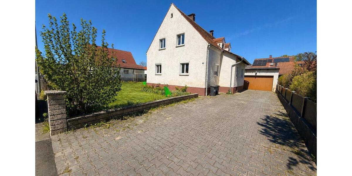 Einfamilienhaus Hirschau - 8 Zimmer, 130 m&sup2;, 164.999&euro; | Angebot:26961271