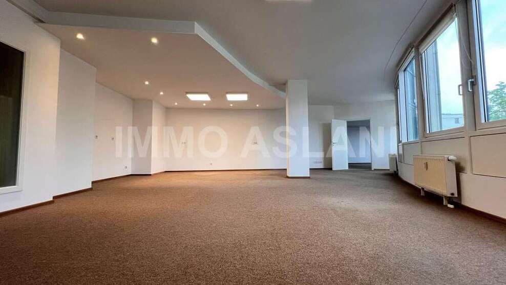 Büro in Leipzig 2.060 € 206 m²