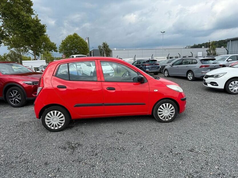 i10