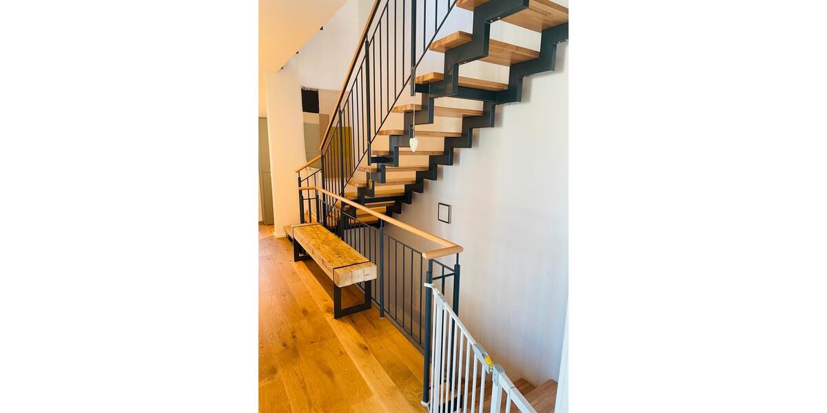 Doppelhaushälfte Wimsheim - 6 Zimmer, 168 m&sup2;, 1.990&euro; | Angebot:25856134