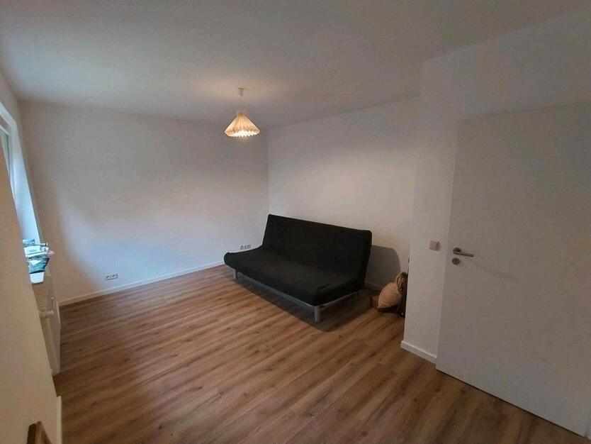 Bad Heilbrunn: Wohnung für Hilfe, mietfrei, zentrale Lage