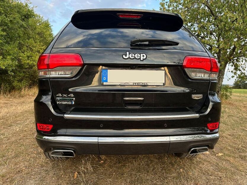 Grand Cherokee