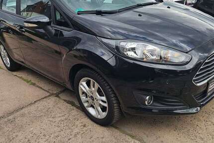 Ford Fiesta 89.000 km 7.500 &euro; Stendal 39576